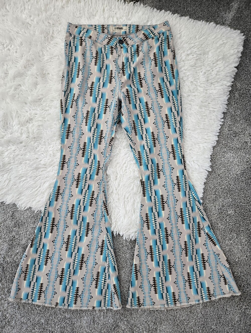 Rock & Roll Denim Bargain Button Bell Turquoise Aztec Print Bell Bottoms Jeans.